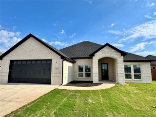 508 Limestone Circle, Mabank, TX 75147