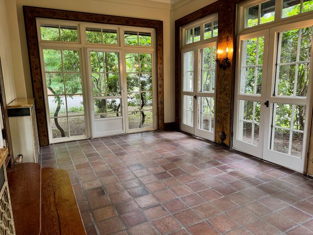 1056 Whitney Avenue, Hamden, CT 06517