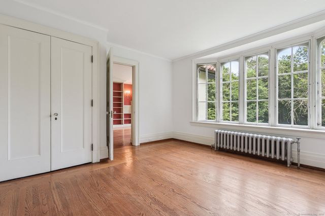 1056 Whitney Avenue, Hamden, CT 06517