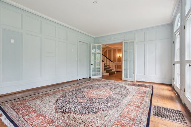 1056 Whitney Avenue, Hamden, CT 06517