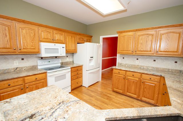 4304 Cambridge Dr, Antioch, TN 37013