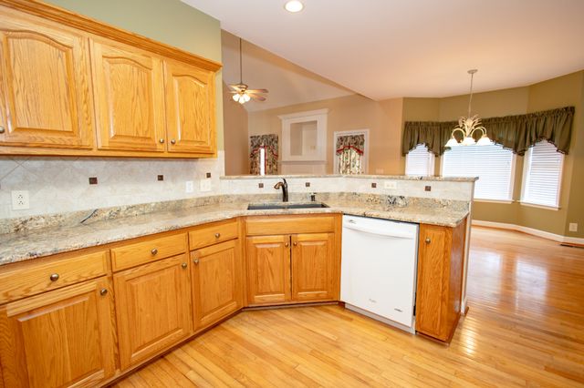 4304 Cambridge Dr, Antioch, TN 37013