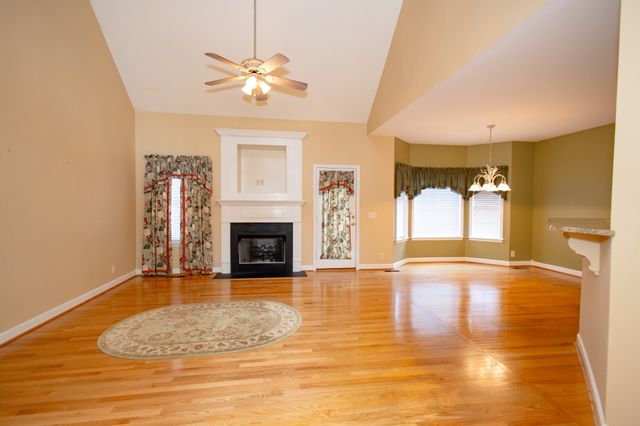 4304 Cambridge Dr, Antioch, TN 37013