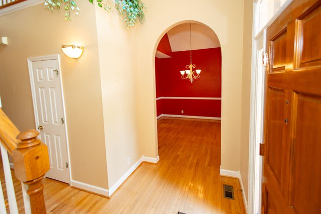 4304 Cambridge Dr, Antioch, TN 37013