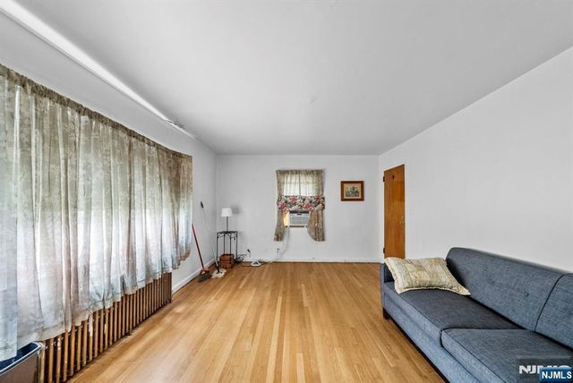 385 McKinley Street, Fairview, NJ 07022
