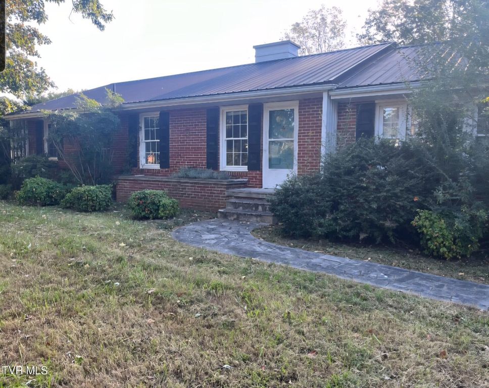 209 Forest Hills Drive Drive, Greeneville, TN 37745