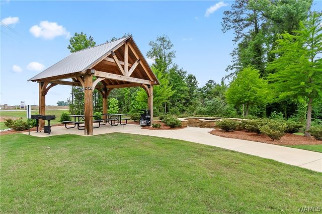 14724 Sandy Pines, Moundville, AL 35474