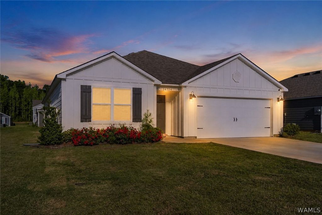 14724 Sandy Pines, Moundville, AL 35474