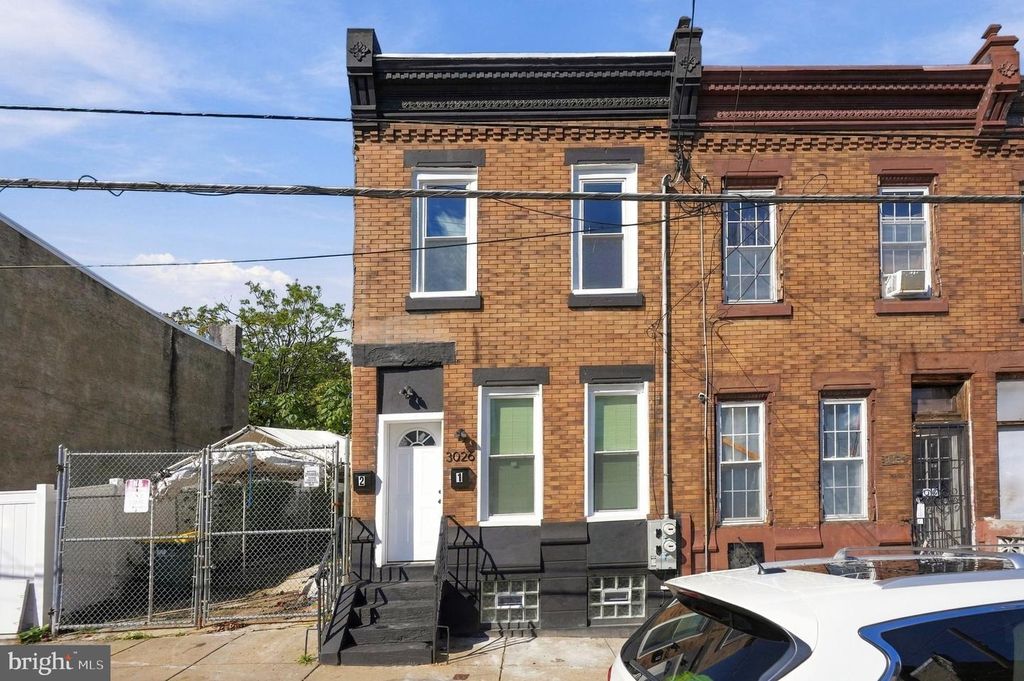 3026 N 8TH ST, PHILADELPHIA, PA 19133 — exterior