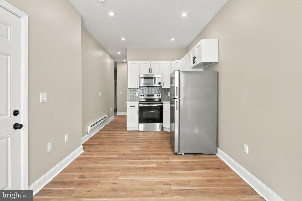 3026 N 8TH ST, PHILADELPHIA, PA 19133 — photo 4