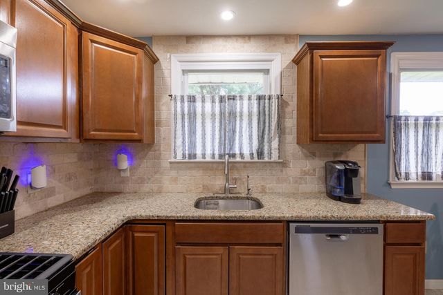 5542 SNYDER AVE, Millville, NJ 08332