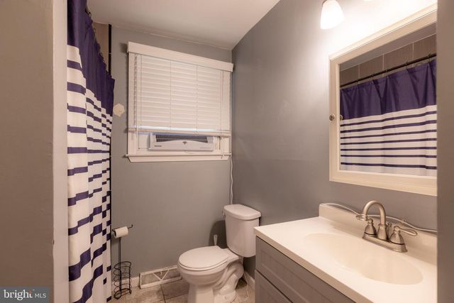 5542 SNYDER AVE, Millville, NJ 08332