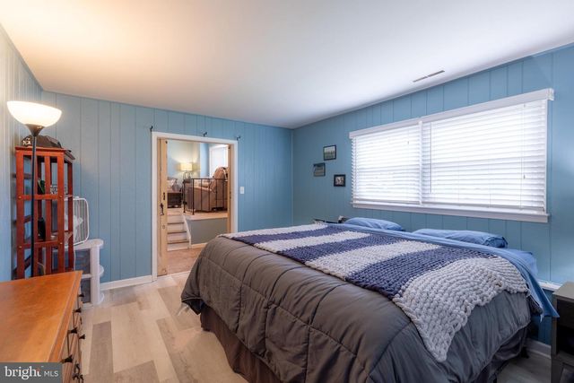 5542 SNYDER AVE, Millville, NJ 08332