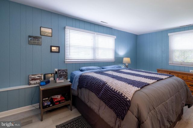 5542 SNYDER AVE, Millville, NJ 08332