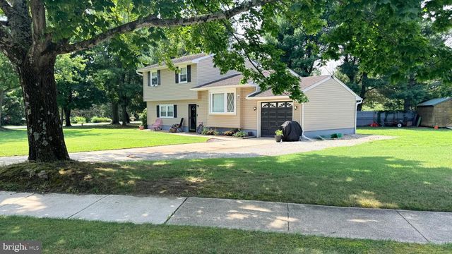 5542 SNYDER AVE, Millville, NJ 08332