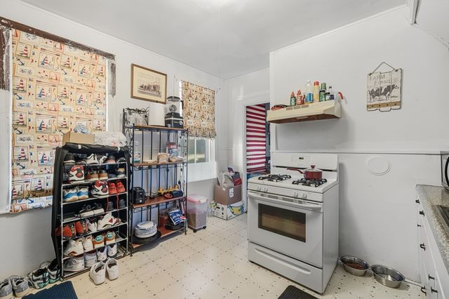 93 Peirce Street, Middleboro, MA 02346