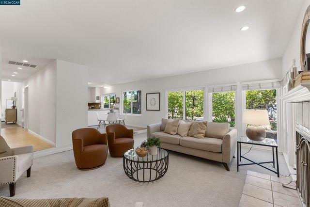 7 Leeds Ct, Danville, CA 94526