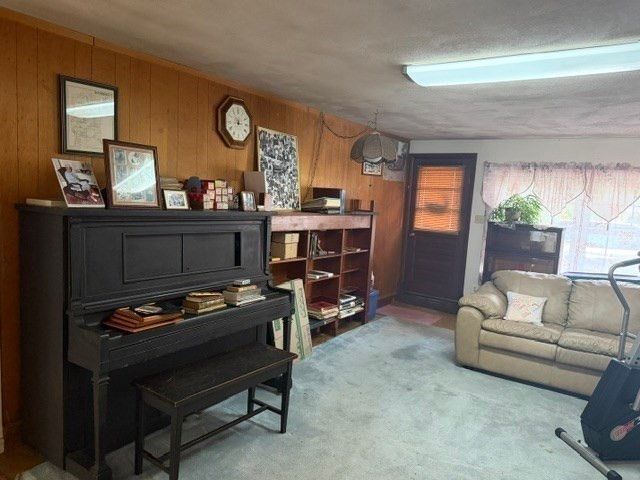 9 Colby Road, Danvers, MA 01923