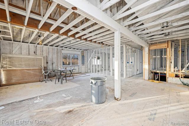 2535 N Telegraph Road, Monroe, MI 48162