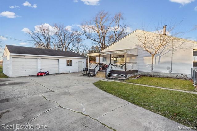 2535 N Telegraph Road, Monroe, MI 48162