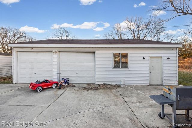 2535 N Telegraph Road, Monroe, MI 48162