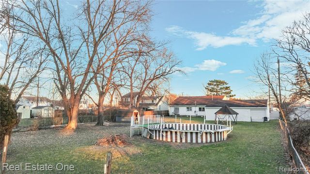 2535 N Telegraph Road, Monroe, MI 48162