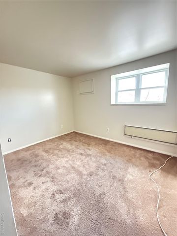 33 OAK 39-3, Walden, NY 12586