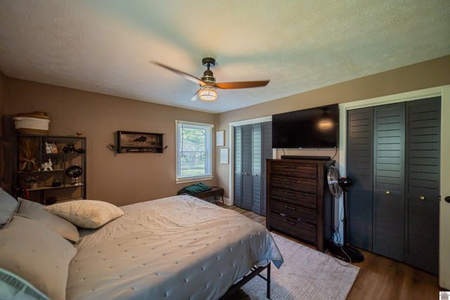381 Foust Sledd Road, Benton, KY 42025
