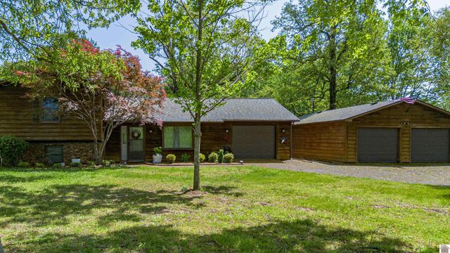 381 Foust Sledd Road, Benton, KY 42025