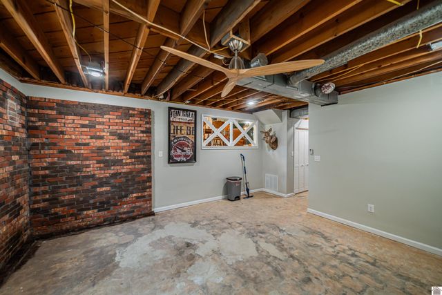 381 Foust Sledd Road, Benton, KY 42025