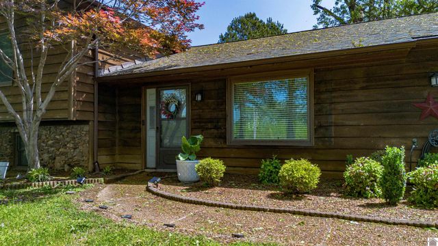 381 Foust Sledd Road, Benton, KY 42025