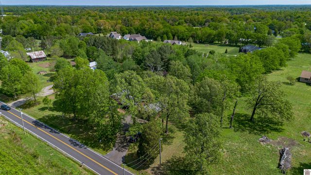 381 Foust Sledd Road, Benton, KY 42025