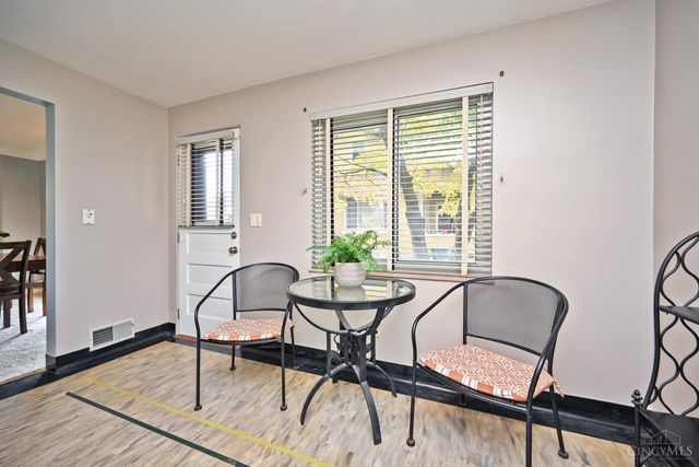 3673 Boomer Road, Cincinnati, OH 45247