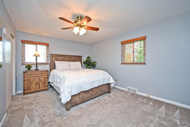 3673 Boomer Road, Cincinnati, OH 45247
