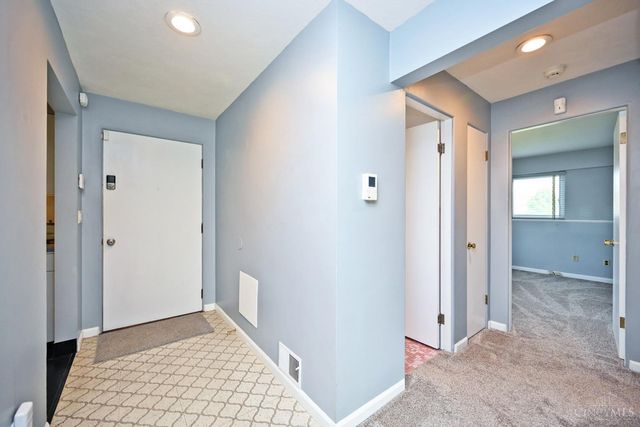 3673 Boomer Road, Cincinnati, OH 45247