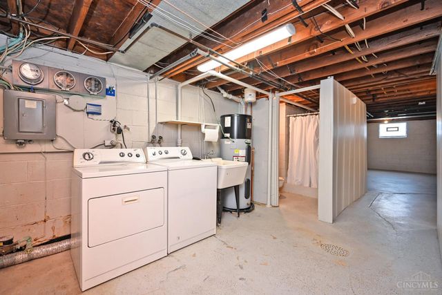 3673 Boomer Road, Cincinnati, OH 45247