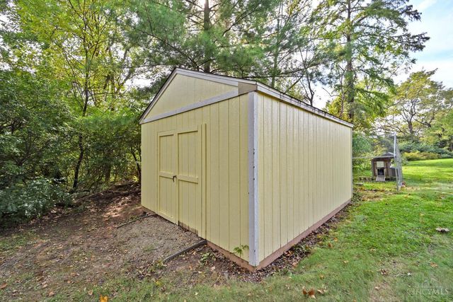 3673 Boomer Road, Cincinnati, OH 45247