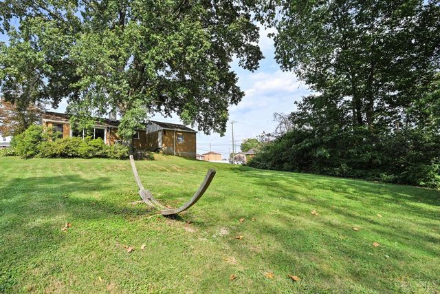 3673 Boomer Road, Cincinnati, OH 45247