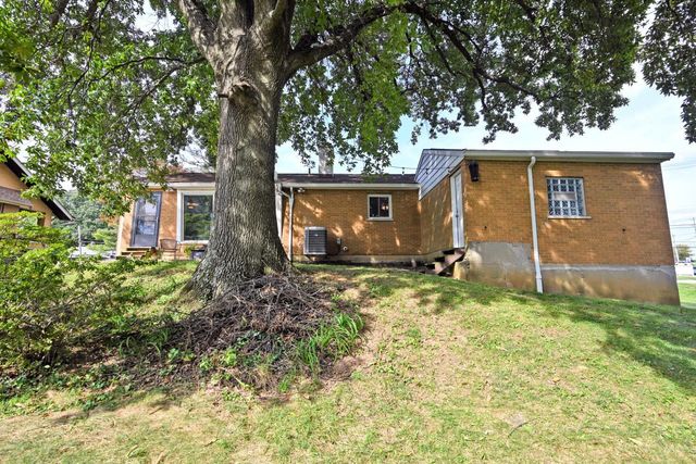 3673 Boomer Road, Cincinnati, OH 45247