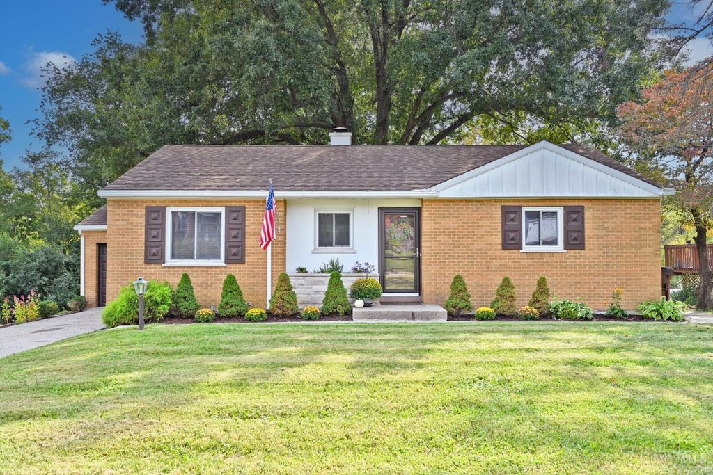 3673 Boomer Road, Cincinnati, OH 45247