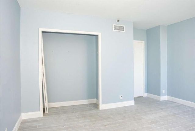 19355 Turnberry Way 3d, Miami, FL 33180