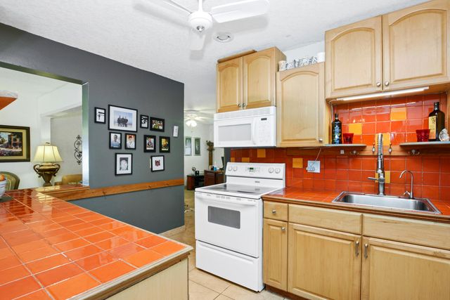 2113 SW 15th Street, Boynton Beach, FL 33426