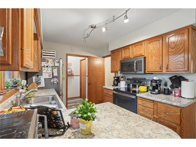 730 Apollo Road, River Falls, WI 54022