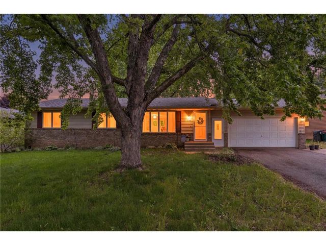 730 Apollo Road, River Falls, WI 54022