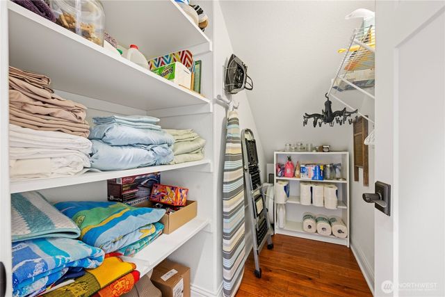 1512 S Ocean Beach BLVD, Long Beach, WA 98631