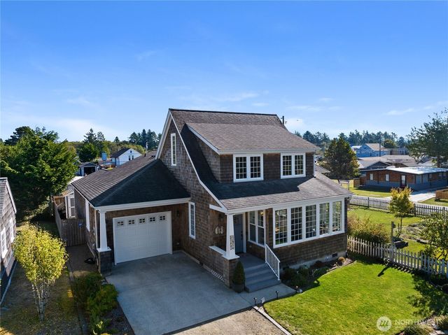 1512 S Ocean Beach BLVD, Long Beach, WA 98631