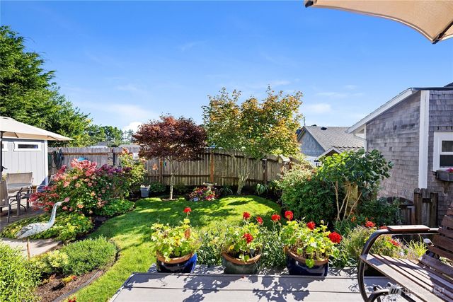 1512 S Ocean Beach BLVD, Long Beach, WA 98631