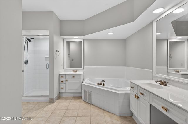 400 E BAY Street PENTHOUSE 3, Jacksonville, FL 32202