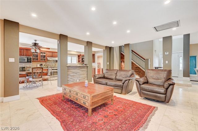 3880 Leisure Lane, Las Vegas, NV 89103