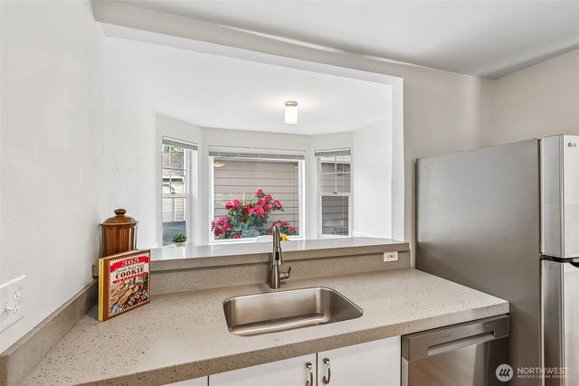 7226 NE 171st Lane, Kenmore, WA 98028